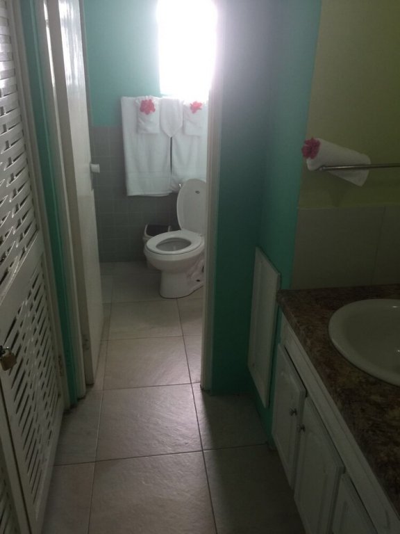 Фото Garden Beach Studios at Montego Bay Club