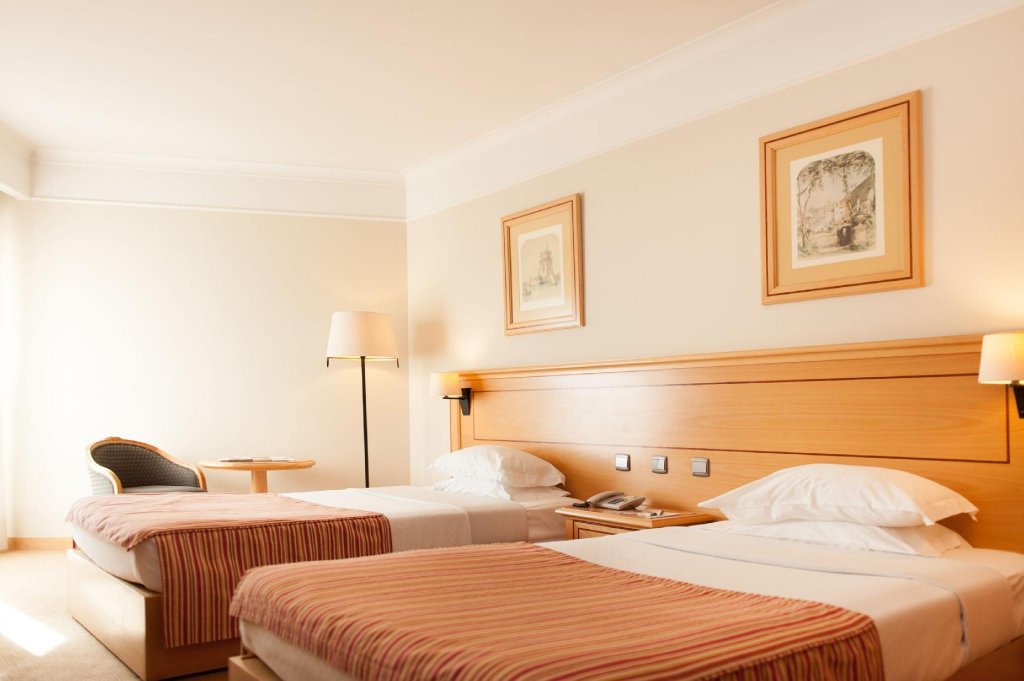 Фото Hotel Real Palacio