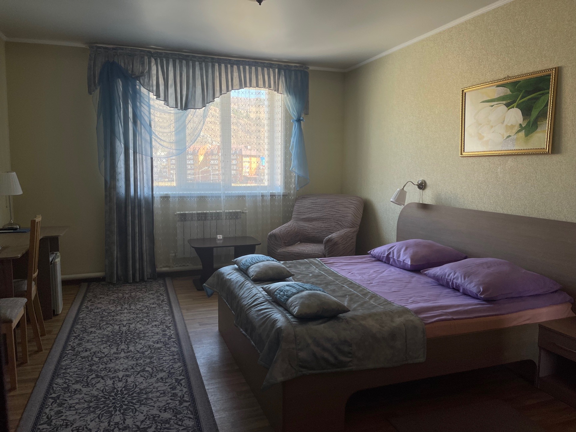 Фото отеля 1