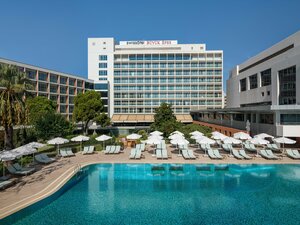 отель Swissotel Buyuk Efes Izmir