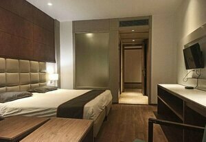 Lemonwood Suites