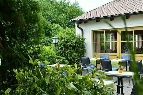 Гостиница Hotel-Gasthof Am Forsthof в Зульцбах-Розенберге