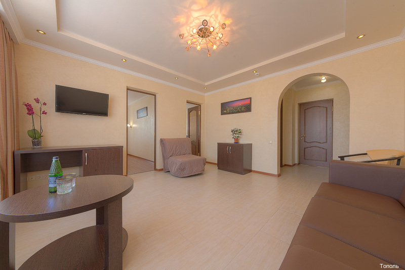 Фото Тополь