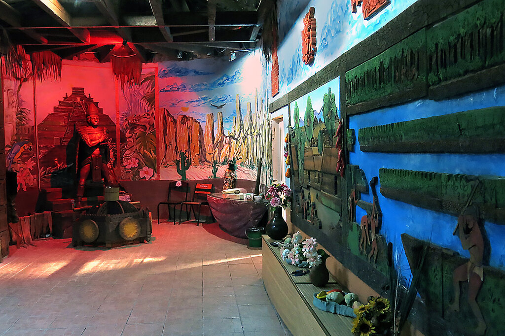 Музей Музей индейца в Стране какао и шоколада, Севастополь, фото