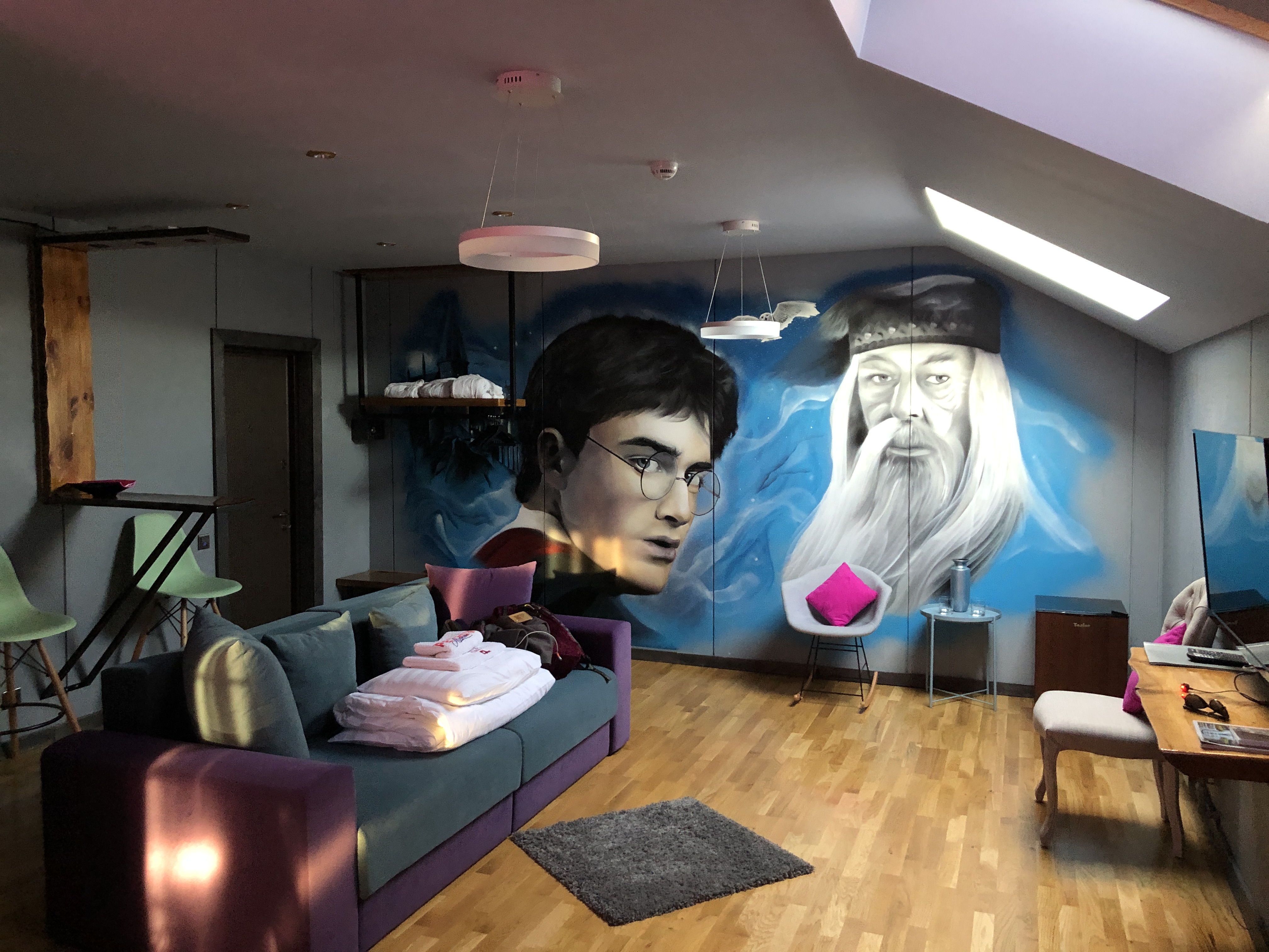 Фото отеля 1