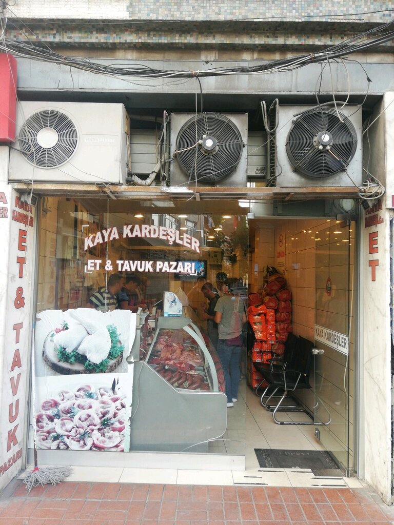 متجر جزارة، ديلي Kaya Brothers Meat Chicken Market ، اسطنبول، صورة