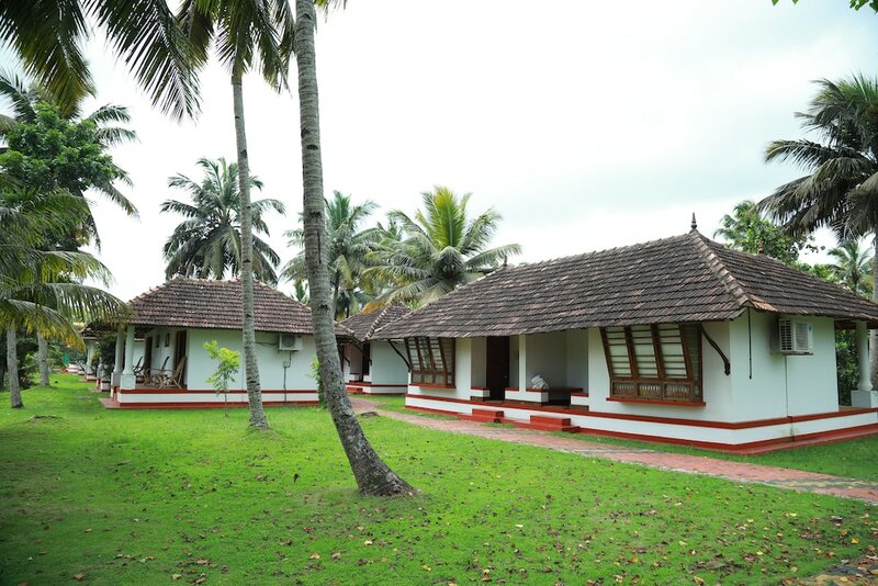 Отель Ayurrathna Coir village lake