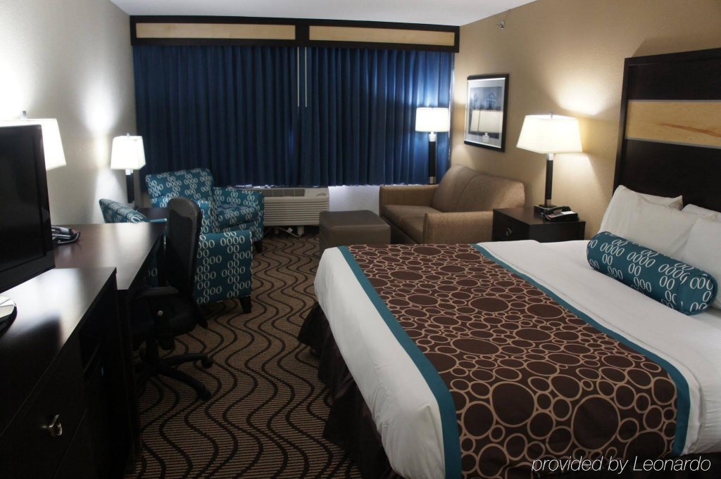 Фото La Quinta Inn & Suites by Wyndham Richmond-Midlothian