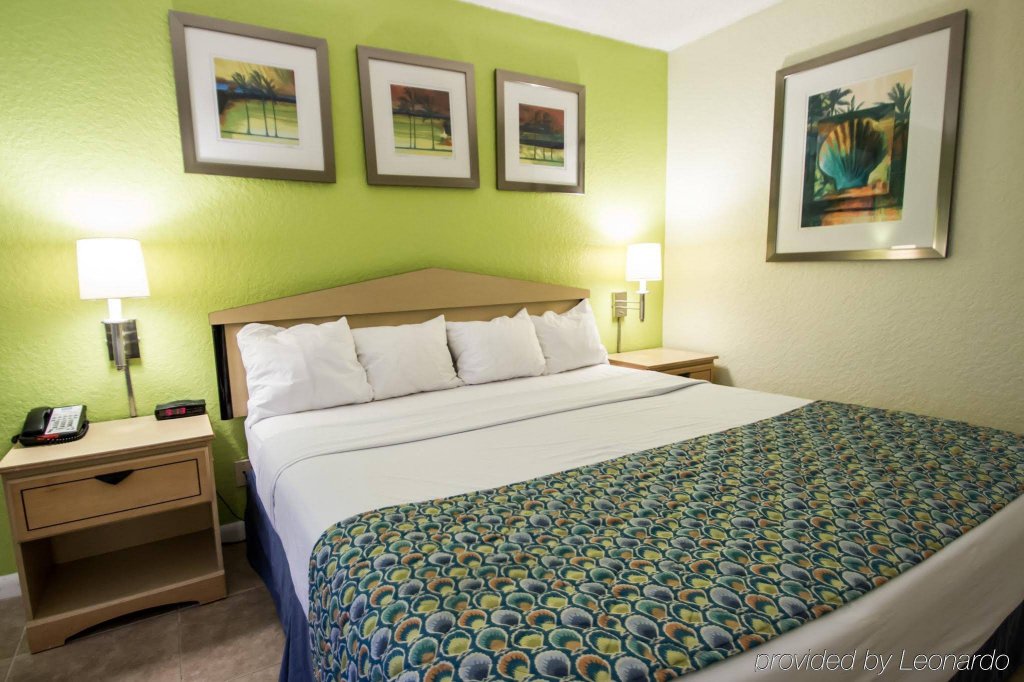 Фото Rodeway Inn & Suites Fort Lauderdale Airport & Cruise Port