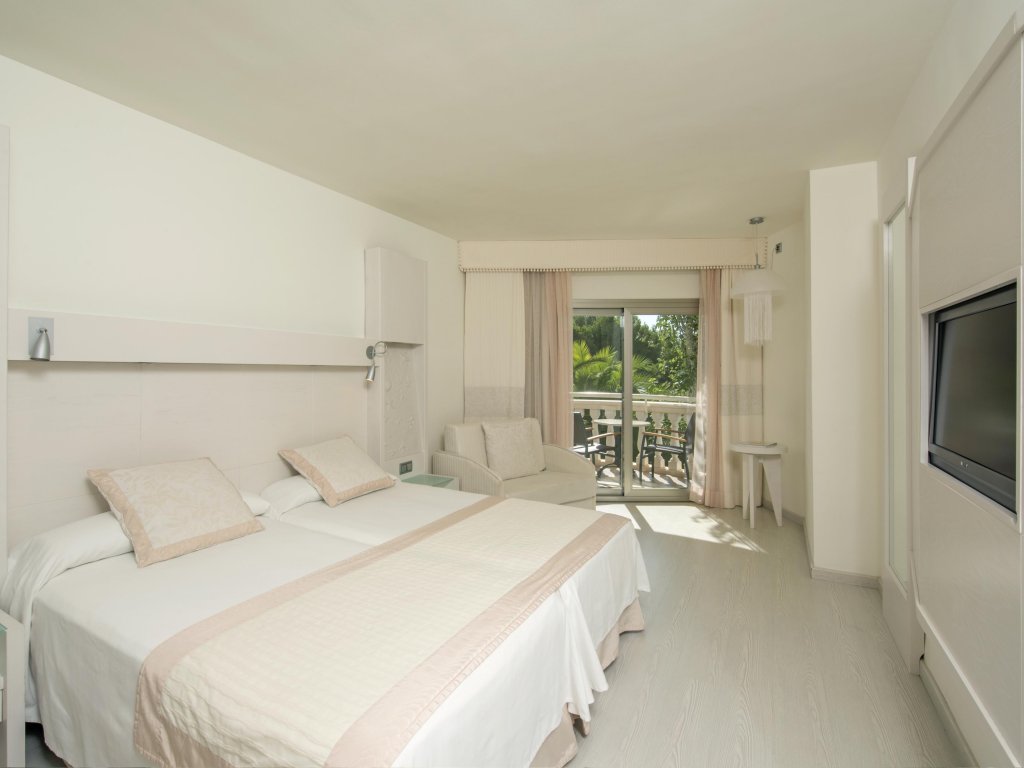 Фото Iberostar Selection Albufera Playa