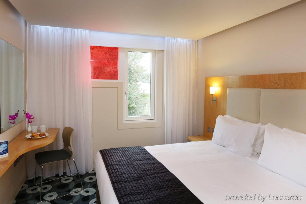 Фото Holiday Inn Sittingbourne, an Ihg Hotel