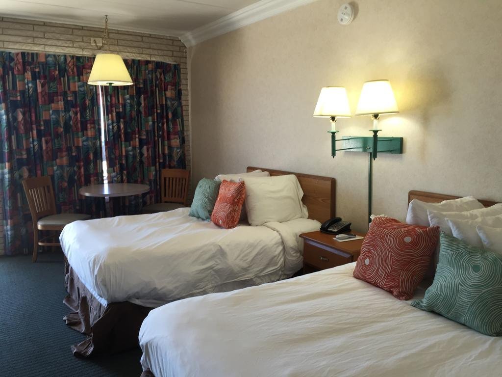 Фото Gaido's Seaside Inn