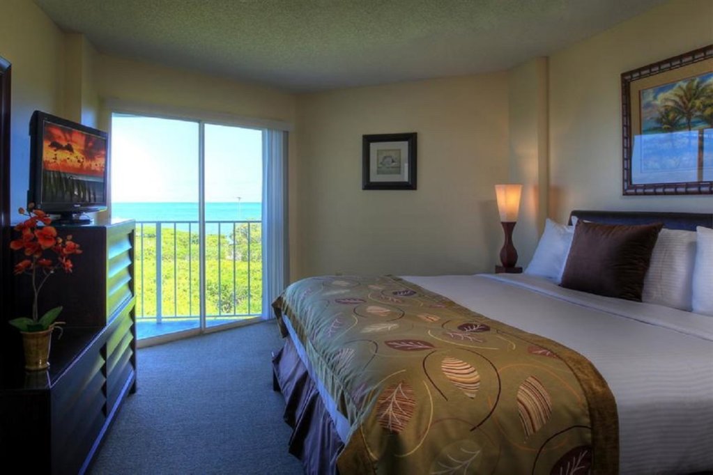 Фото Ocean Pointe Suites at Key Largo