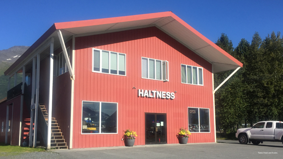 Фото Totem Hotel and Suites