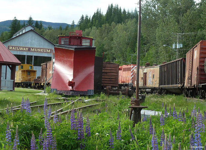 Фото Stoke Hotel SureStay Collection by Best Western