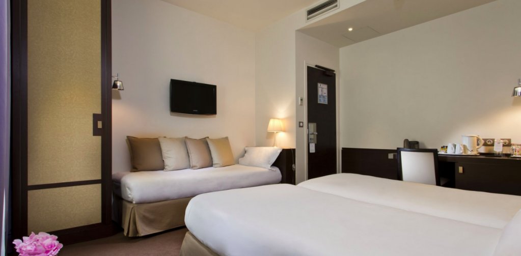 Фото Hotel Le Colisee