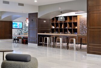 Фото Renaissance Reno Downtown Hotel & SPA