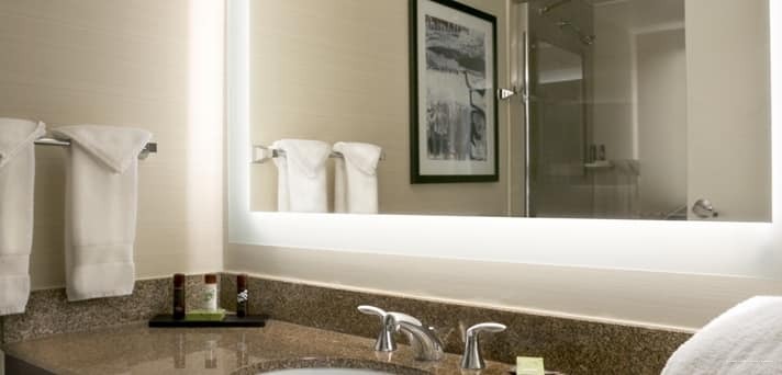 Фото Embassy Suites by Hilton Cleveland Beachwood