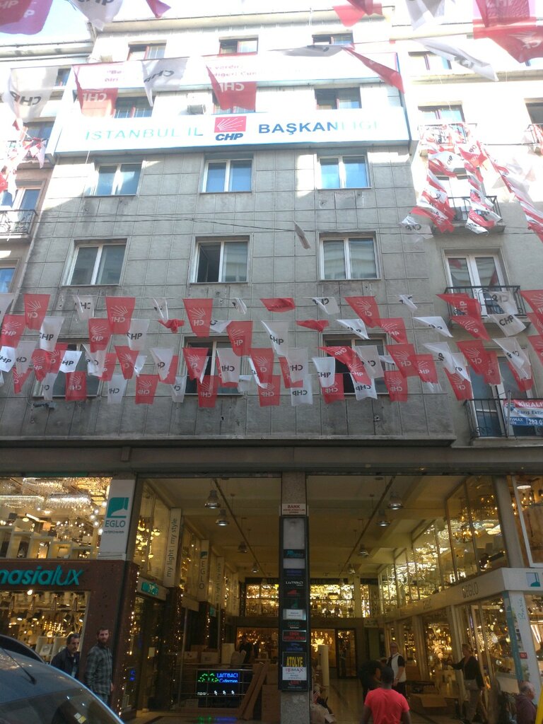 Lamba ve avize mağazaları Emek Aydınlatma, Beyoğlu, foto