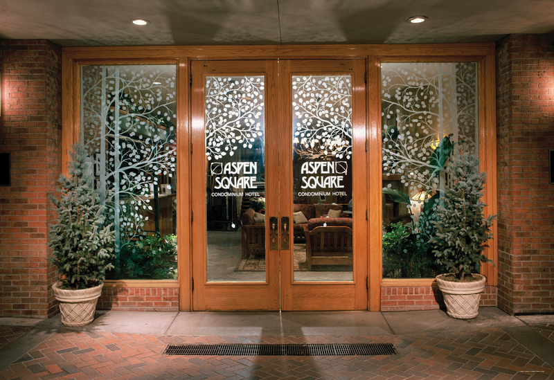 Фото Aspen Square Condominium Hotel
