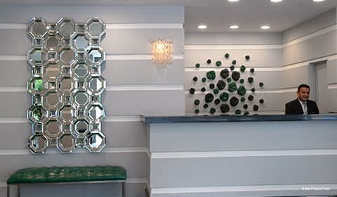 Фото State Plaza