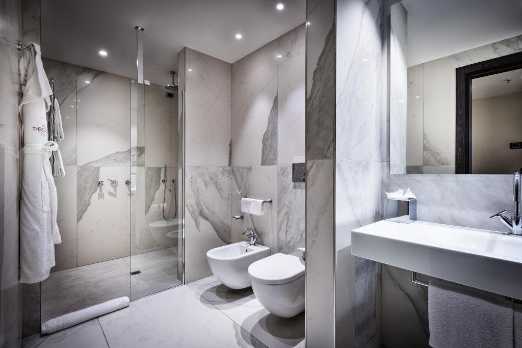 Фото Hotel The Square Milano Duomo