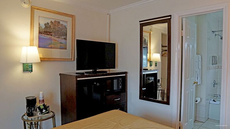 Фото Redondo Inn and Suites