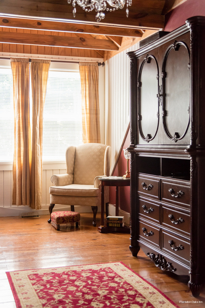 Фото Plantation Oaks Inn