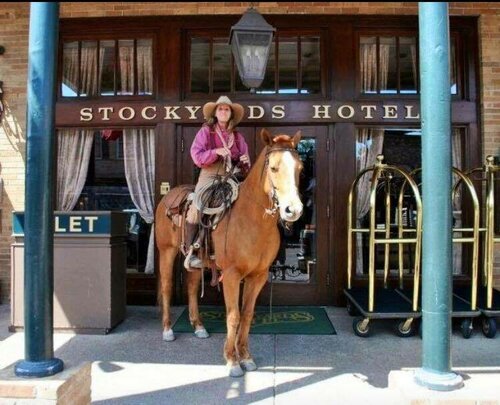 Гостиница Stockyards Hotel в Форт-Уэрт