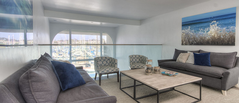 Фото Oceanside Marina Suites