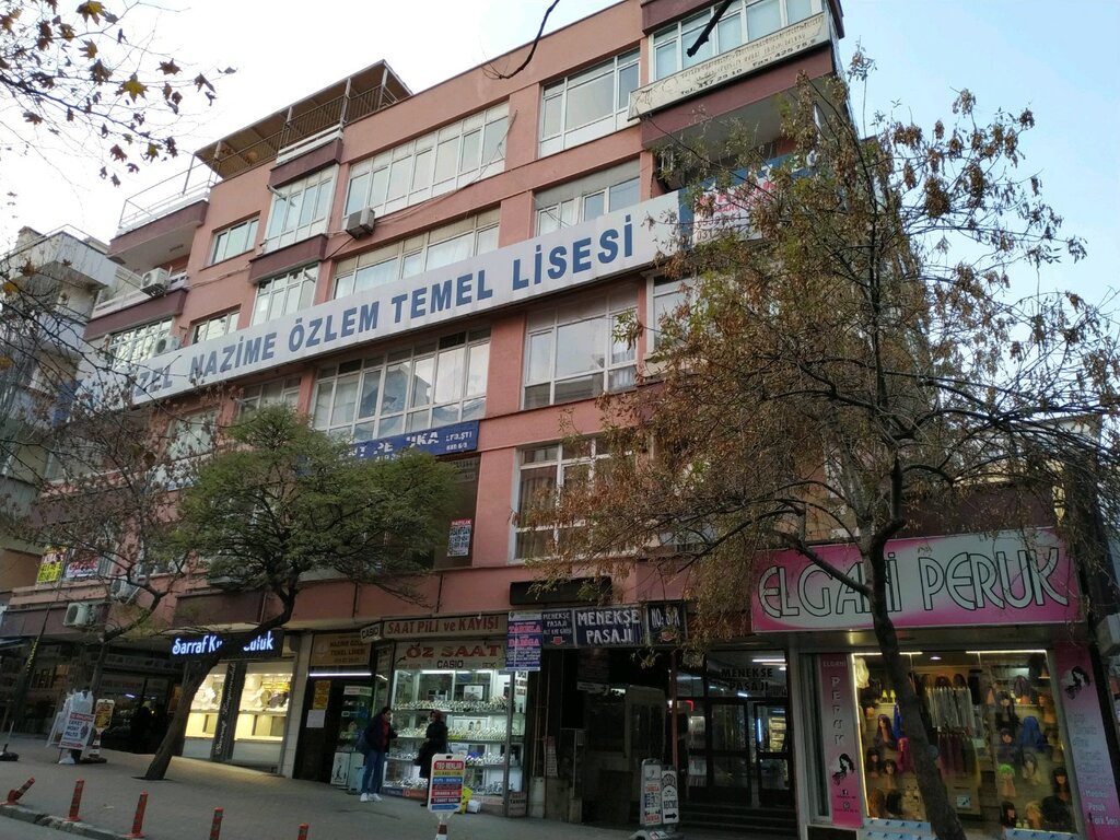 Tienda de antiguedades Arin Antika Tesbih Gumus, , foto