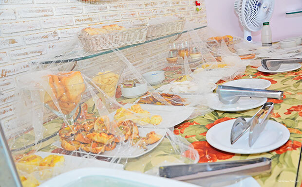 Фото Farol de Itapuã Praia Hotel