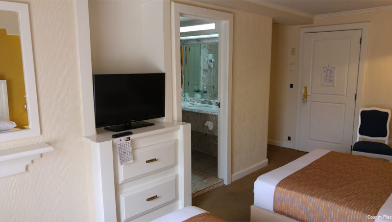 Фото Country Plaza