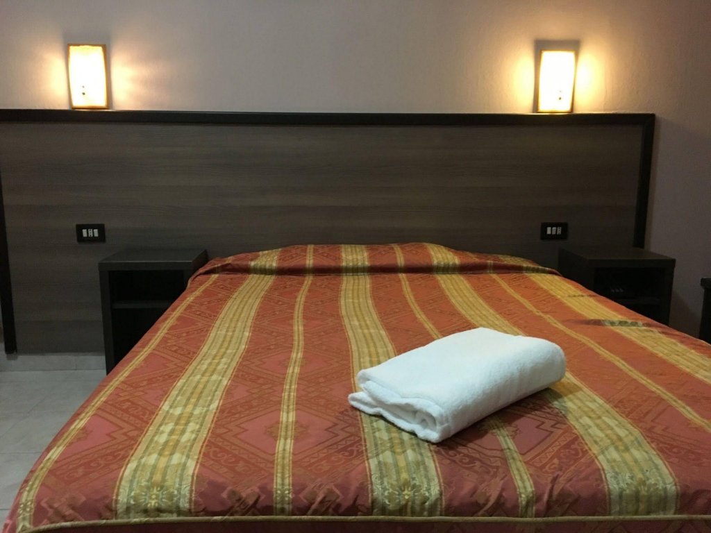 Фото Hotel Salus