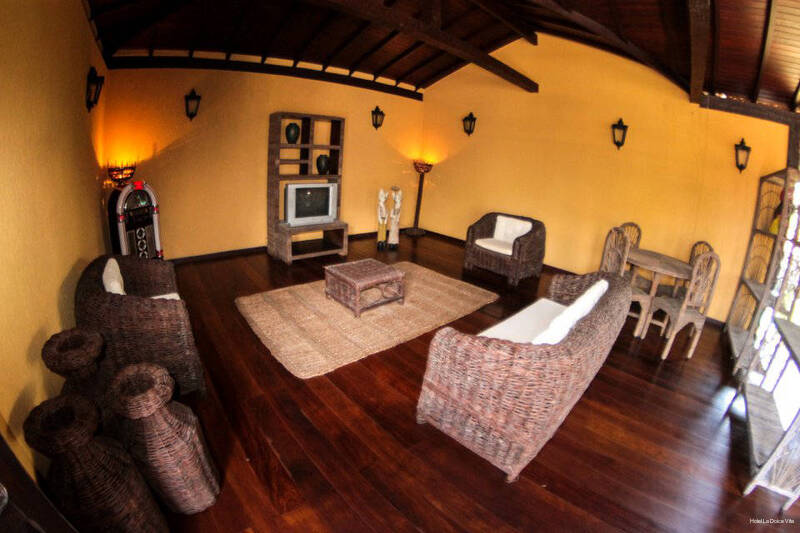 Фото OYO Hotel La Dolce Vita, Rio das Ostras