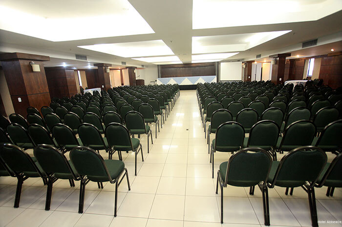 Фото Abbeville Hotel