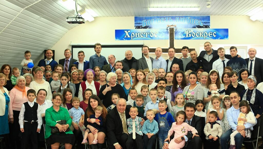 كنيسة بروتستانتية Church of Evangelical Christians-Baptists ، ، صورة