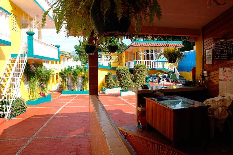 Фото Hotel Bungalows Puerto Angel