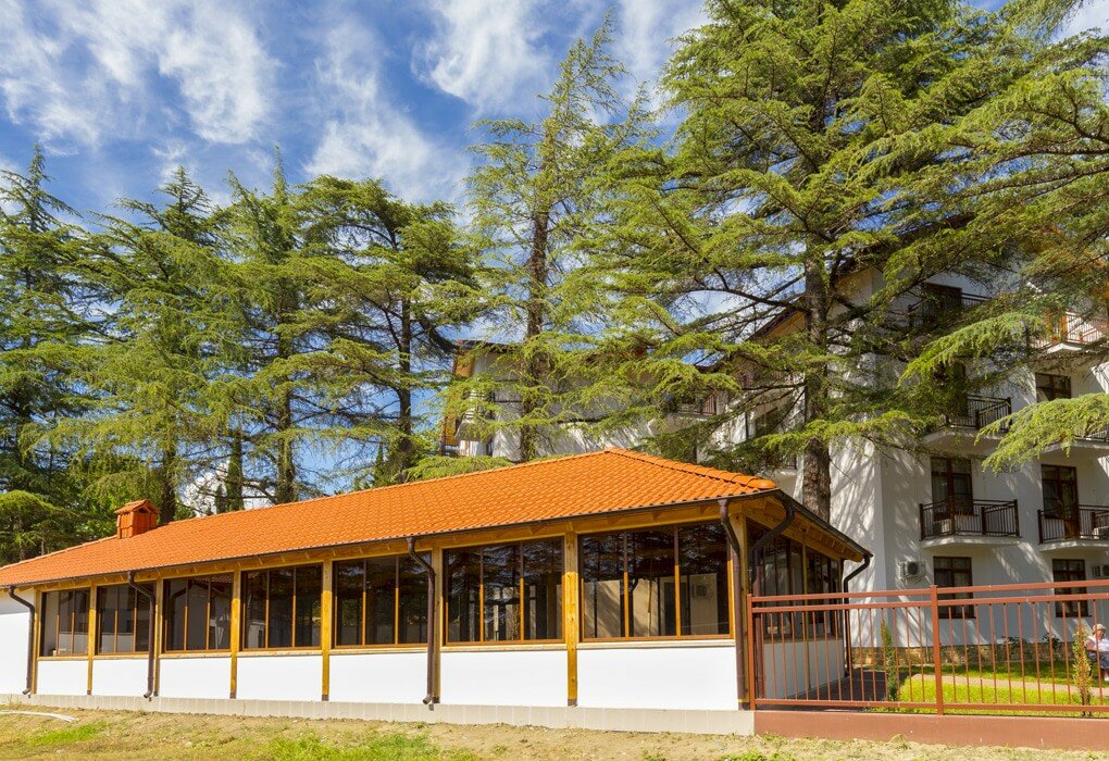 Пицунда отель маяк