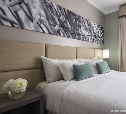 Фото Portal Plaza Suites