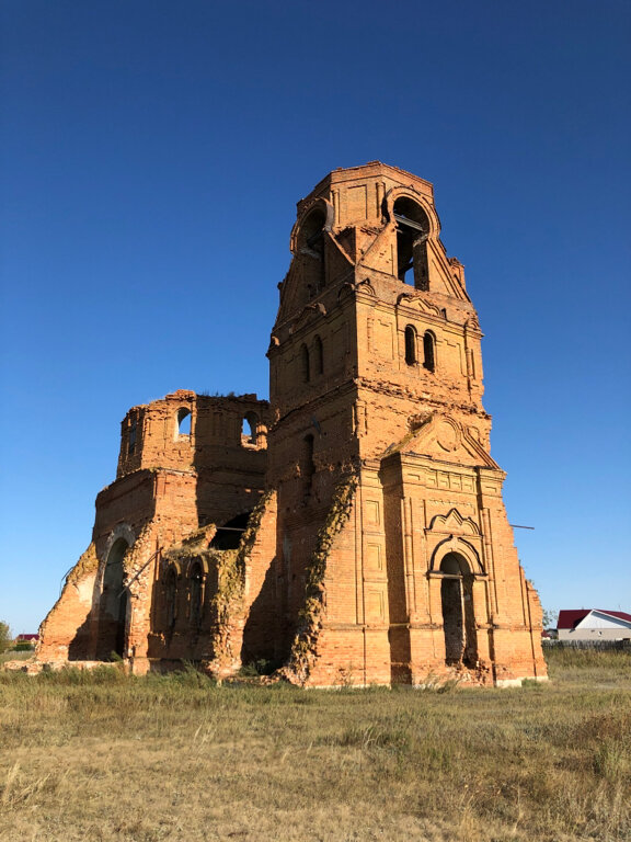 Божественная литургия в храме во имя Архангела Михаила р.п. Дергачи