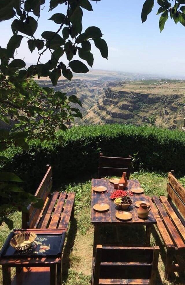 Cafe Vagharshyan Garden, Aragatsotn, photo