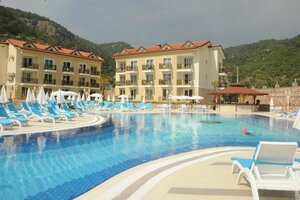 отель Marcan Beach Hotel