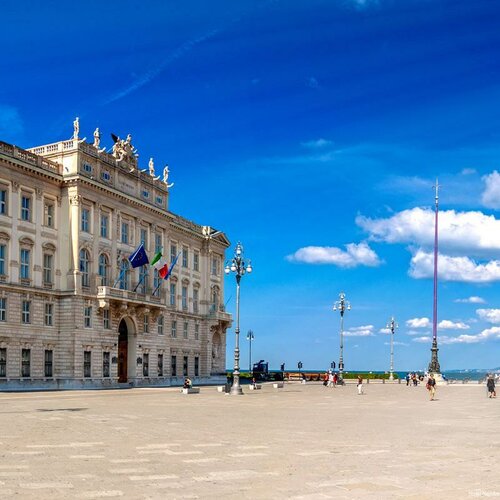 Внешний вид отеля Hotel Nember в Езоле, фото 3