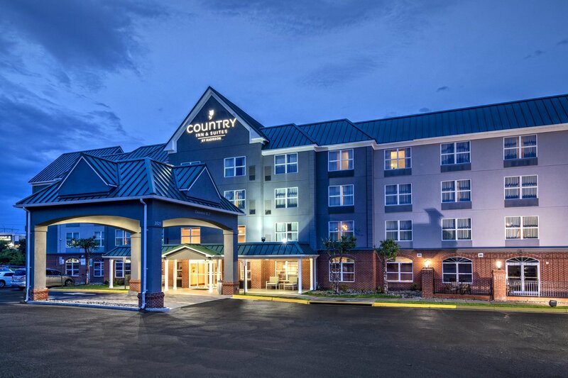 Гостиница Country Inn & Suites by Radisson, Potomac Mills Woodbridge, Va в Вудбридже