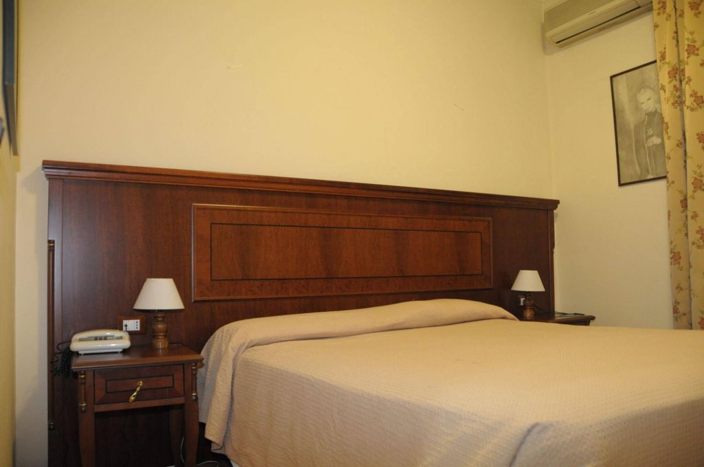 Фото Hotel Cinecittà