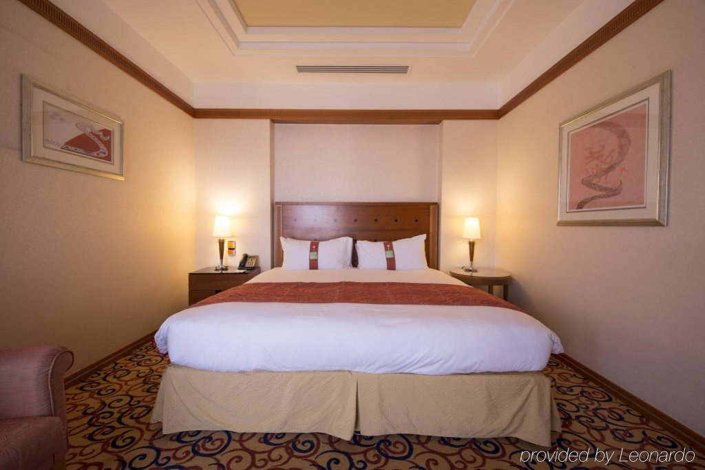 Фото Holiday Inn Kuwait Salmiya