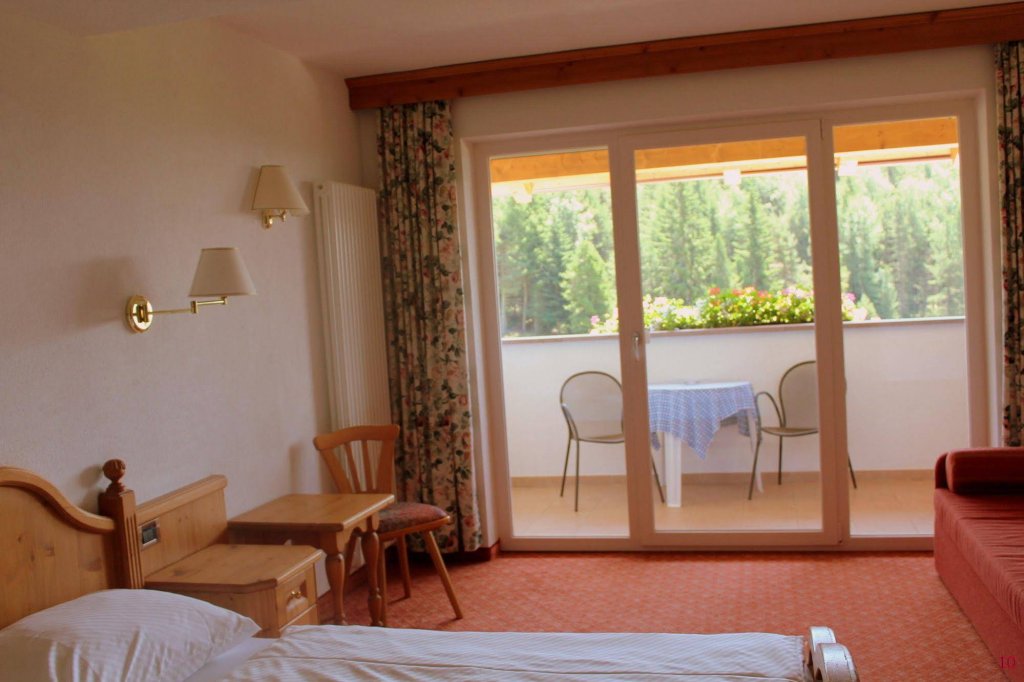 Фото Berghotel Zum Zirm