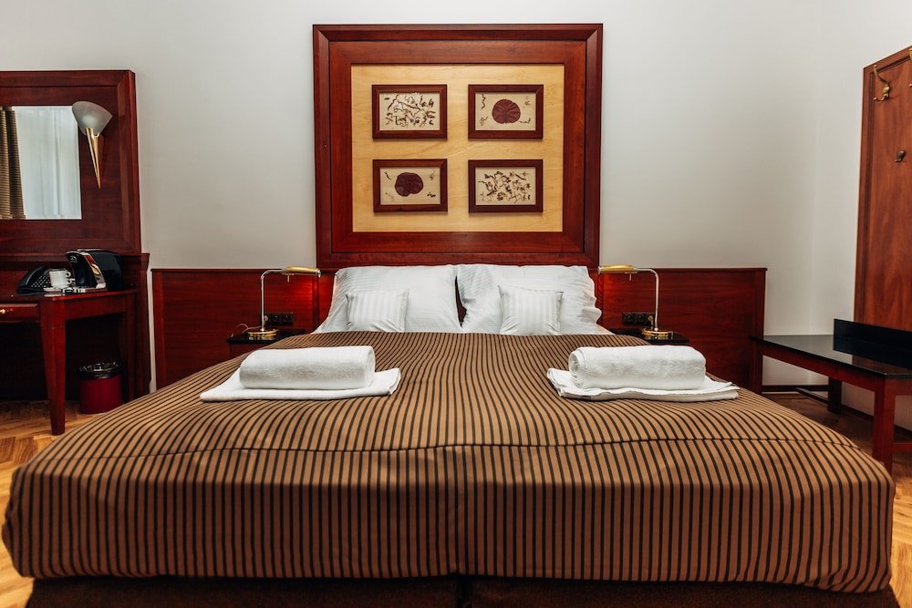 Фото Hotel La Bohemia