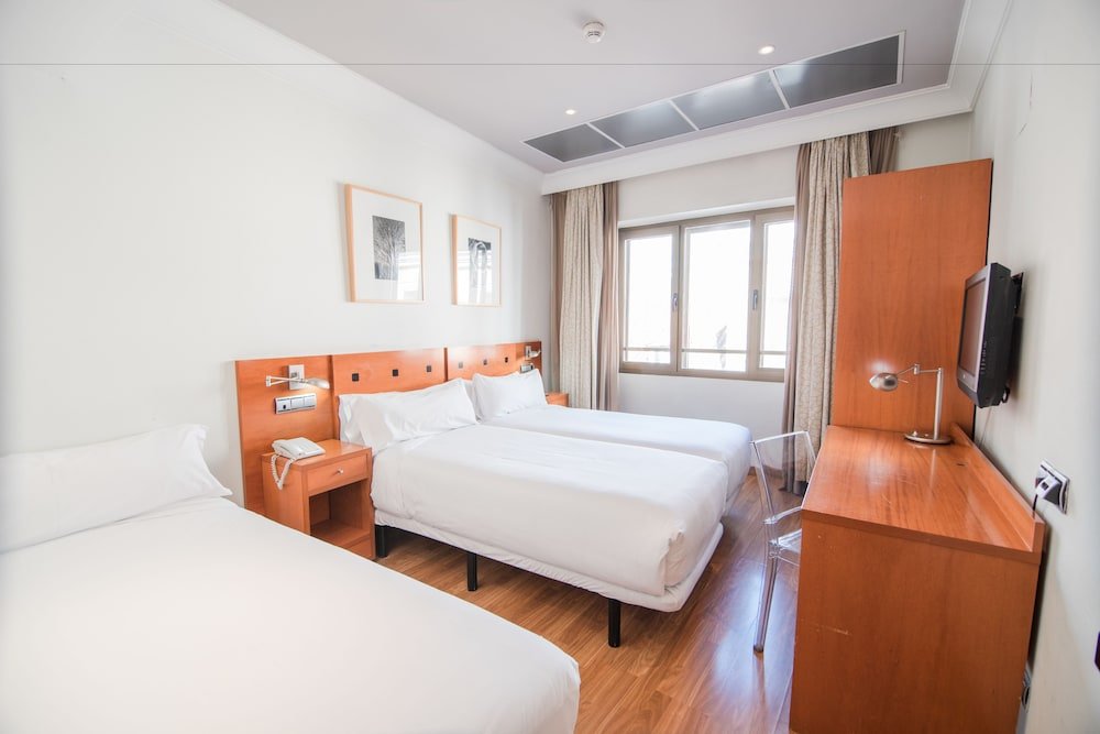 Фото Petit Palace Cliper Gran Vía